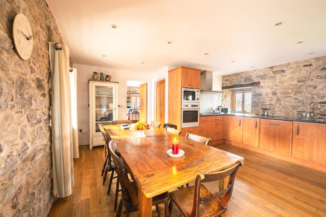 Stunning Converted Granary In Heart Of St Davids Buitenkant foto